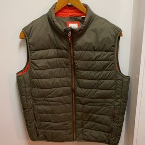 Men’s large Gap puffer alternative down vest